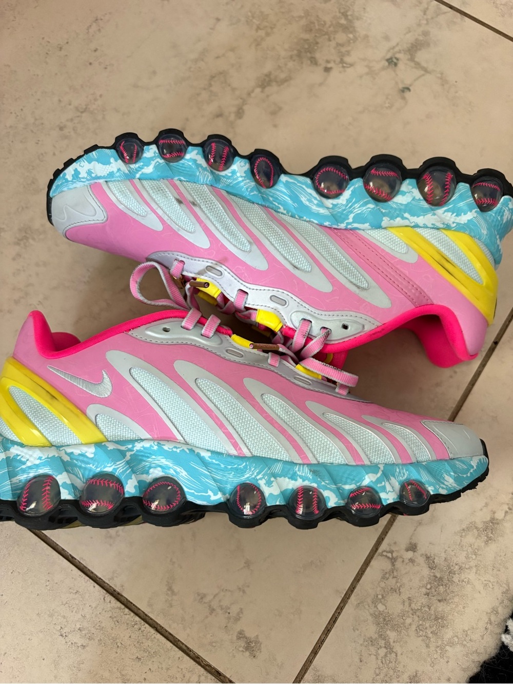 Nike Air Max Dn8 x Doernbecher Freestyle "Reagan"